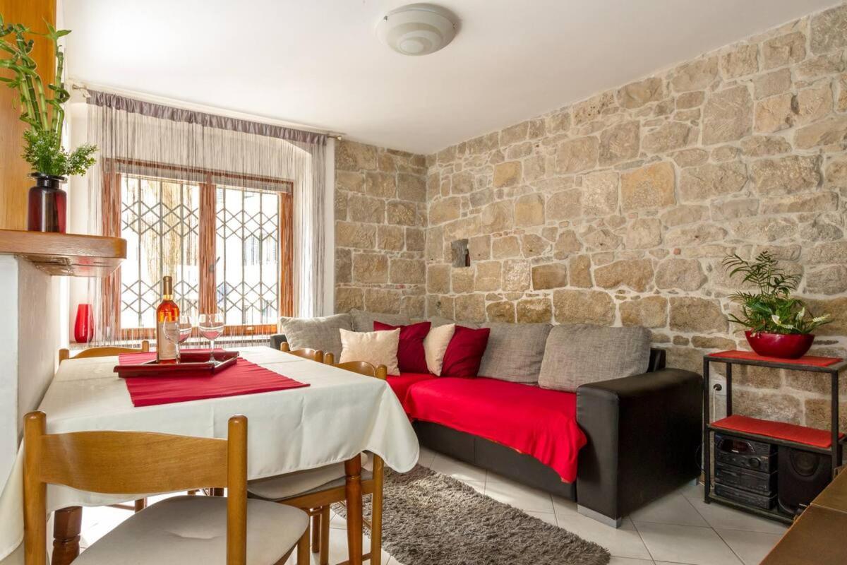 Aparrtment Terra- Combine Beach&Old Town Lägenhet Split Exteriör bild