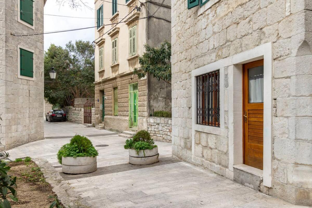 Aparrtment Terra- Combine Beach&Old Town Lägenhet Split Exteriör bild
