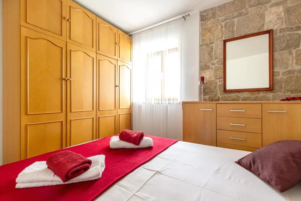 Aparrtment Terra- Combine Beach&Old Town Lägenhet Split Exteriör bild