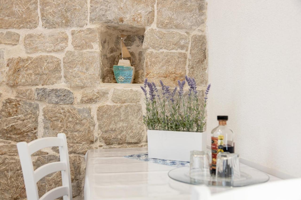 Aparrtment Terra- Combine Beach&Old Town Lägenhet Split Exteriör bild